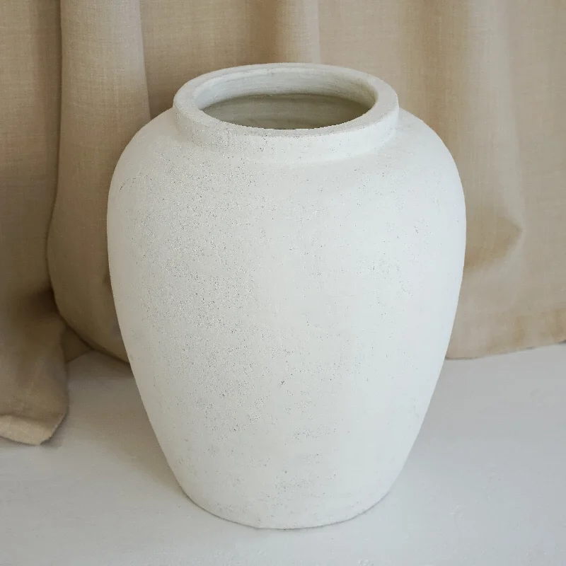 Portera - Large White Textured Terracotta Vase