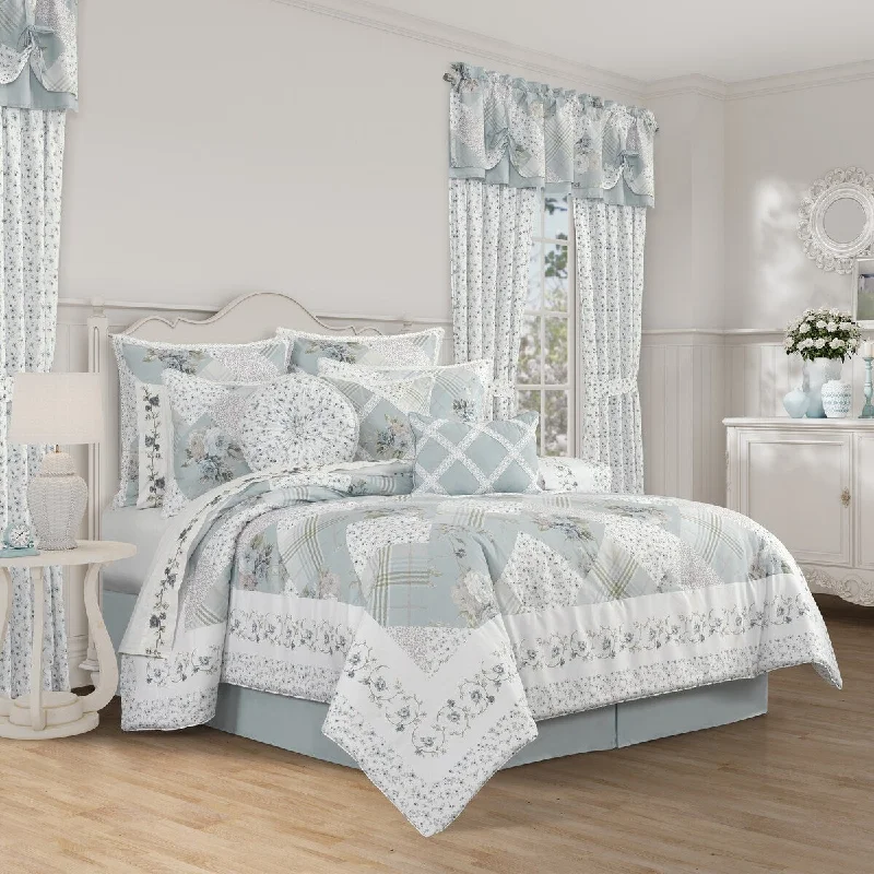 Bungalow Spa Comforter Set