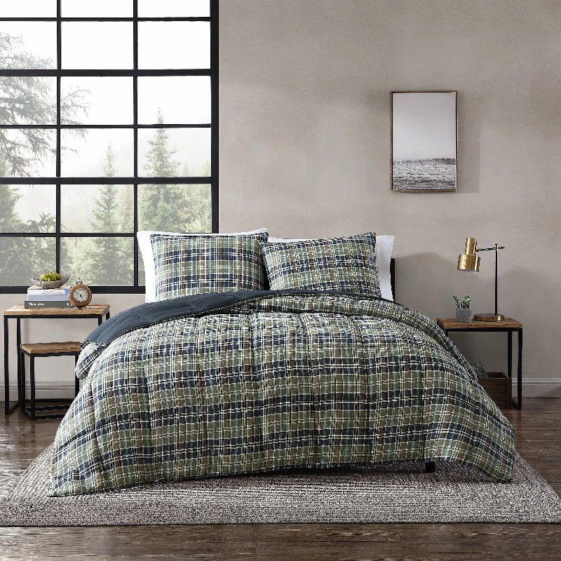 Eddie Bauer Rugged Plaid Down Alt Reversible Navy Comforter Set