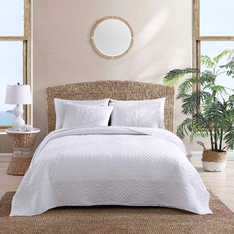 Tommy Bahama Pineapple Resort White Cotton Quilt & Sham(s)